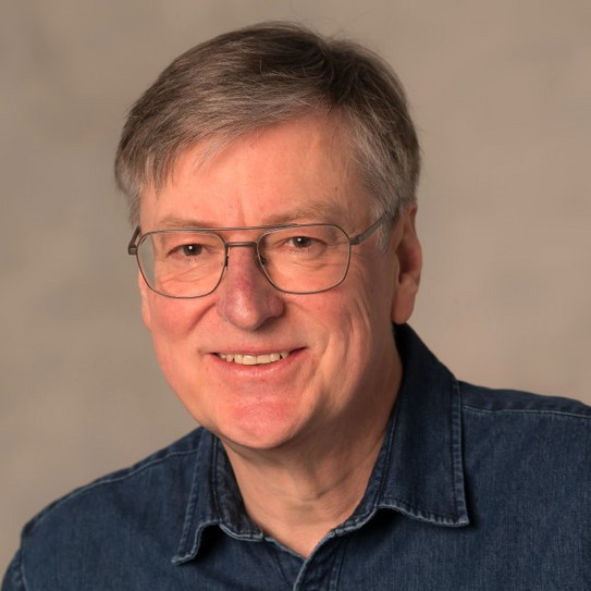 Dr. Falko Bause